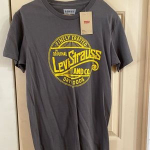 Levis tee shirt